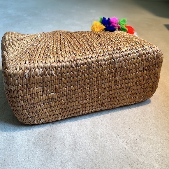 JadeTribe Square Basket Handbag Purse in Pink with Fringe Tassel - Picture 7 of 10